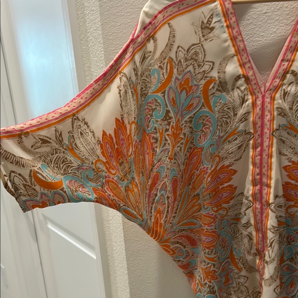 ROSE AND OLIVE Elegant paisley and flower printed Bell Sleeves blouse - Picture 9 of 11